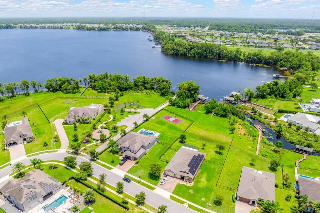 17590 Sailfin Drive Orlando FL 32820