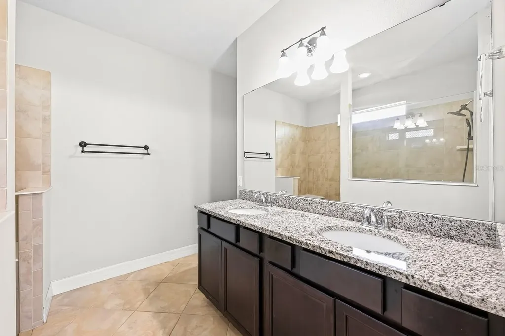 17590 Sailfin Drive Orlando FL 32820