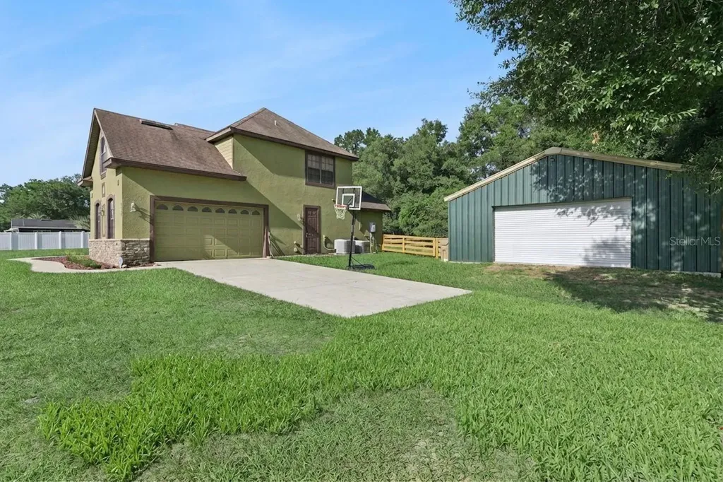 36137 Mattawan Drive Eustis FL 32736