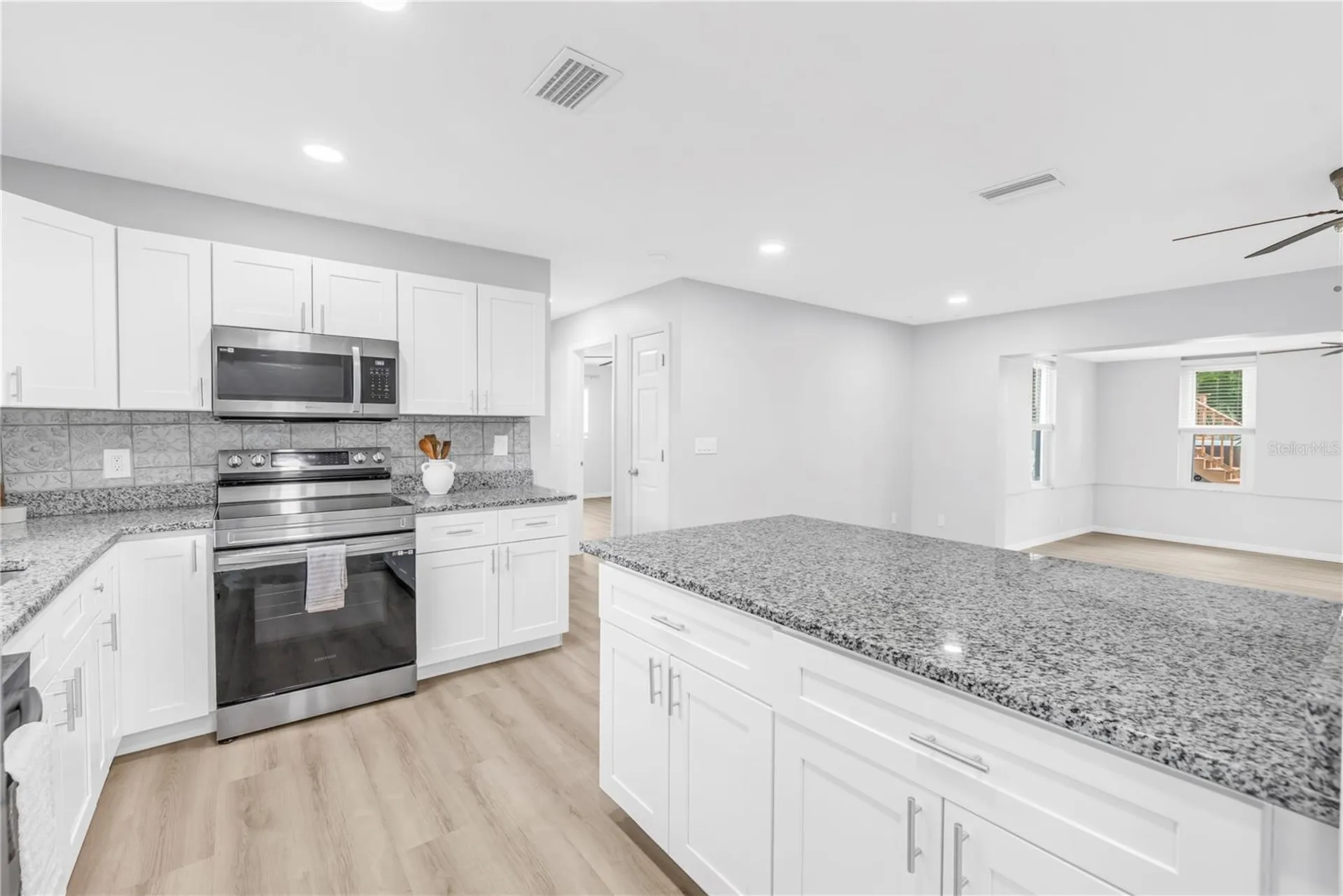1165 66th Avenue S St Petersburg FL 33705