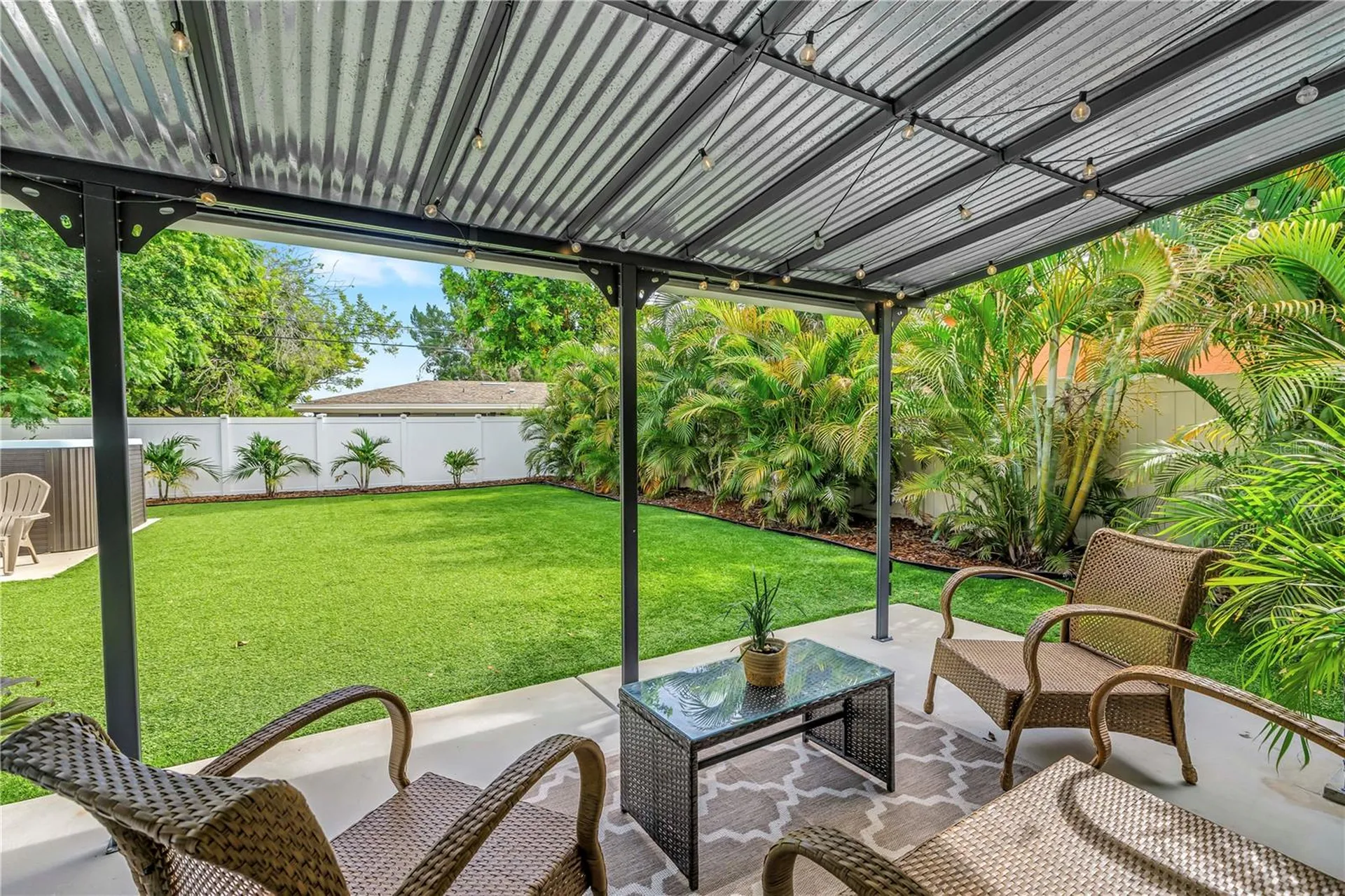 1165 66th Avenue S St Petersburg FL 33705