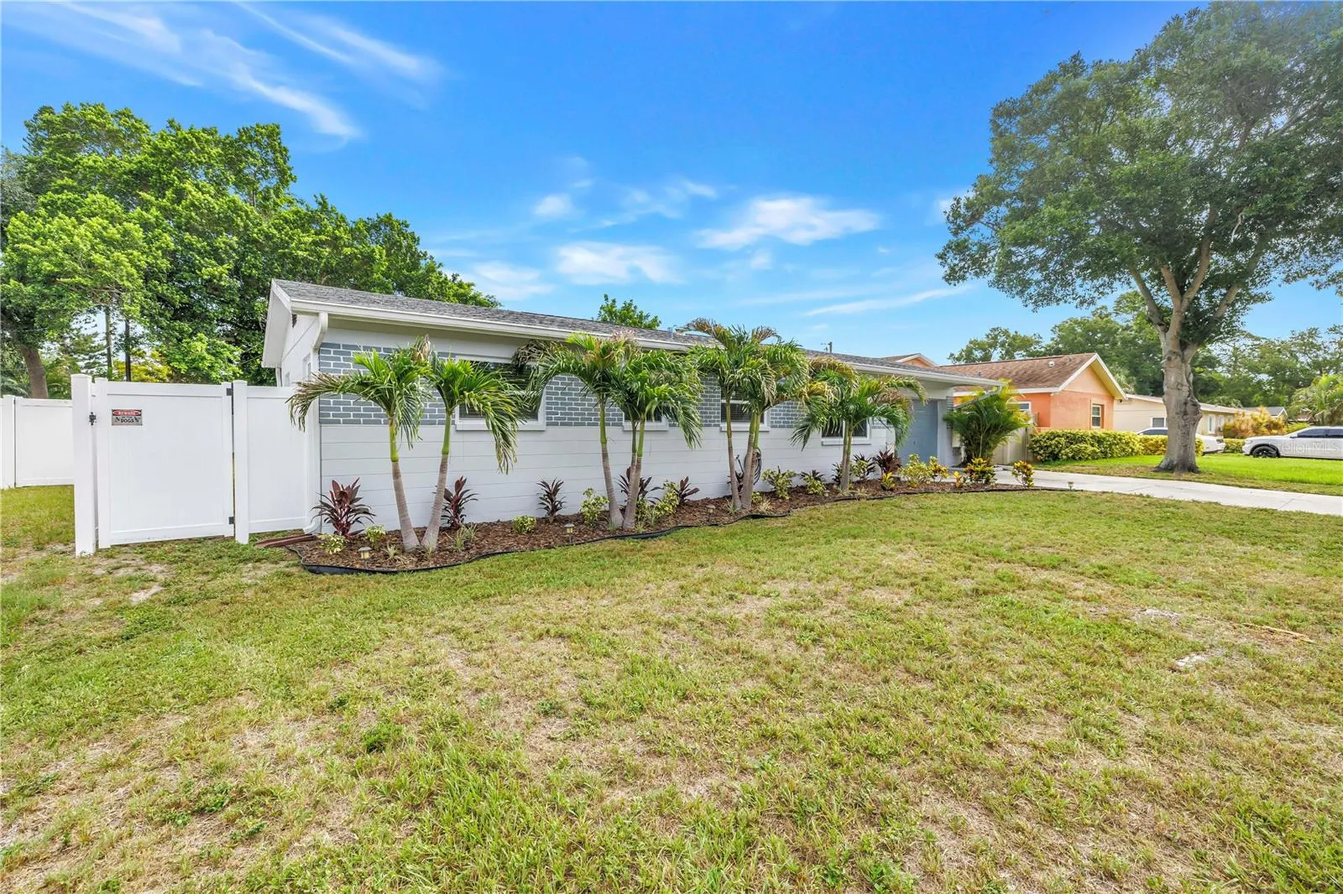 1165 66th Avenue S St Petersburg FL 33705