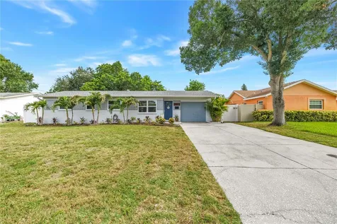 1165 66th Avenue S St Petersburg FL 33705