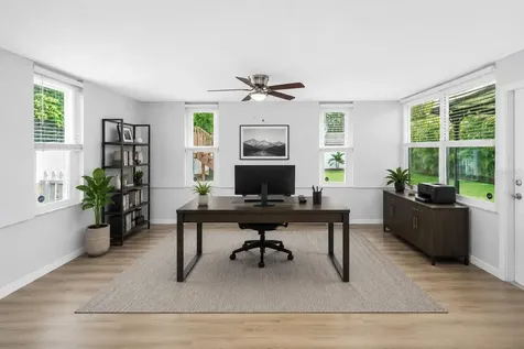 1165 66th Avenue S St Petersburg FL 33705