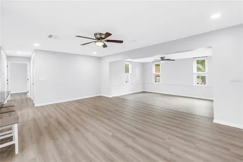 1165 66th Avenue S St Petersburg FL 33705