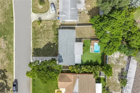 1165 66th Avenue S St Petersburg FL 33705