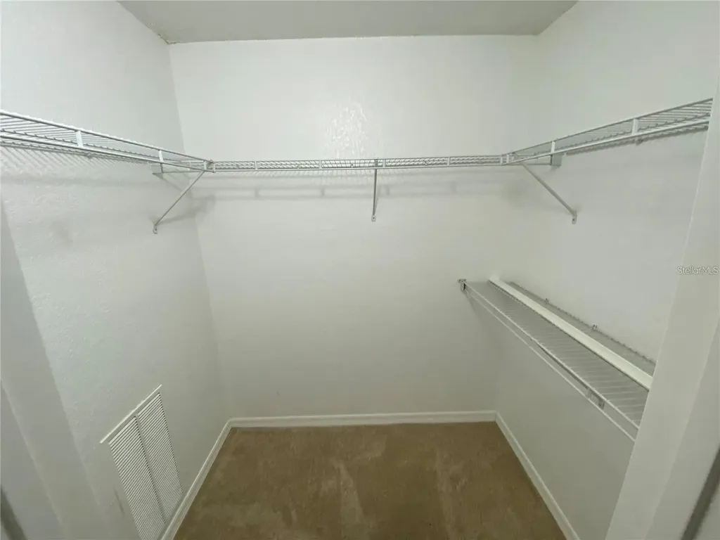 972 La Costa Circle Sarasota FL 34237