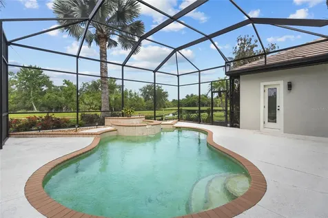 7622 Desert Inn Way Bradenton FL 34202