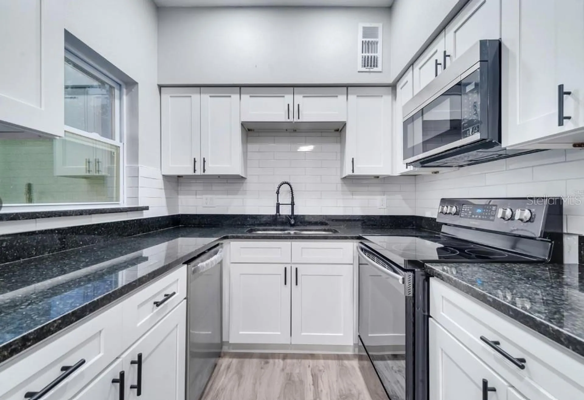 1318 Terre Cia Avenue Orlando FL 32807
