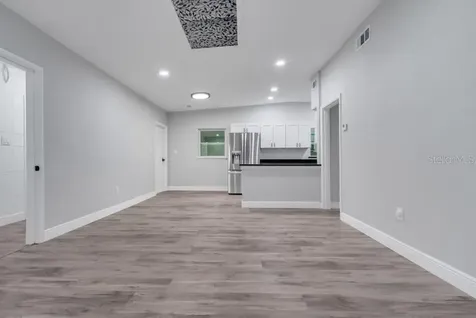 1318 Terre Cia Avenue Orlando FL 32807