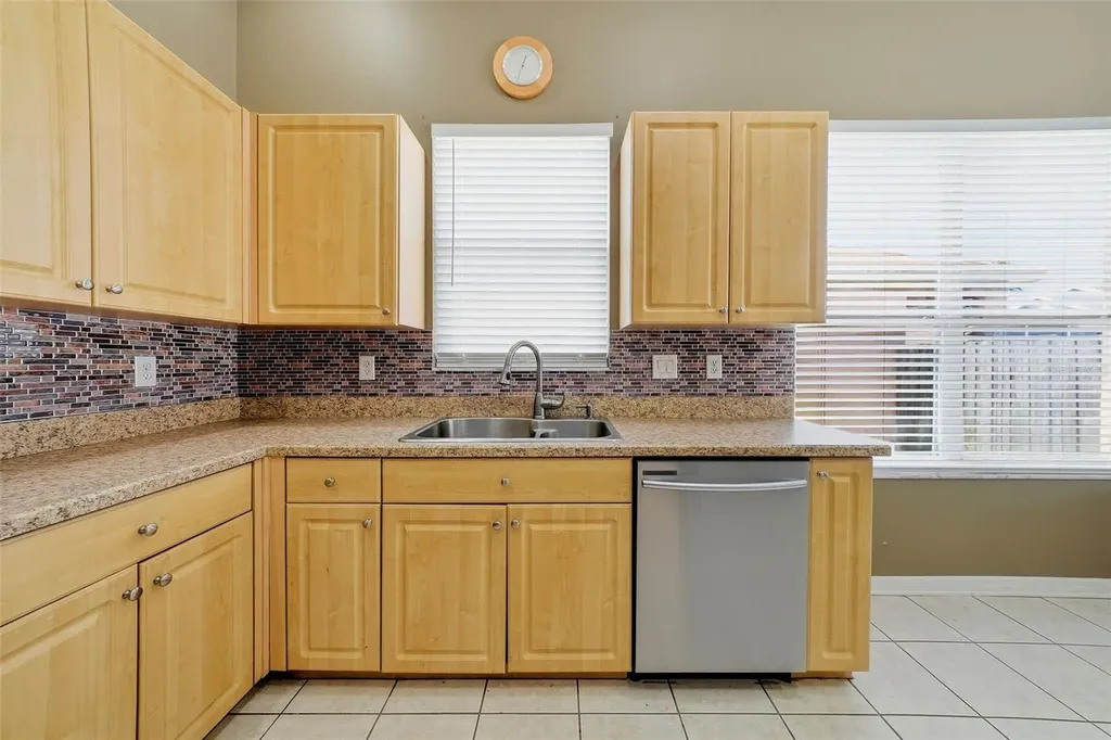 5553 Braddock Drive Zephyrhills FL 33541