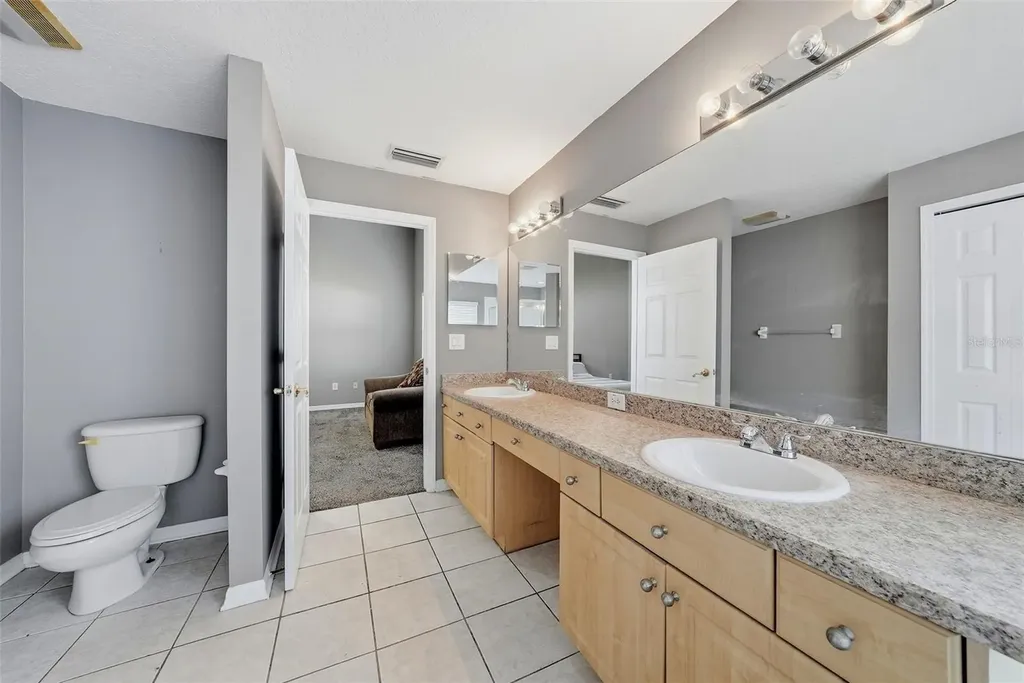 5553 Braddock Drive Zephyrhills FL 33541