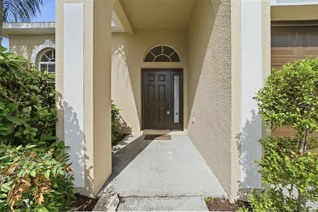 5553 Braddock Drive Zephyrhills FL 33541
