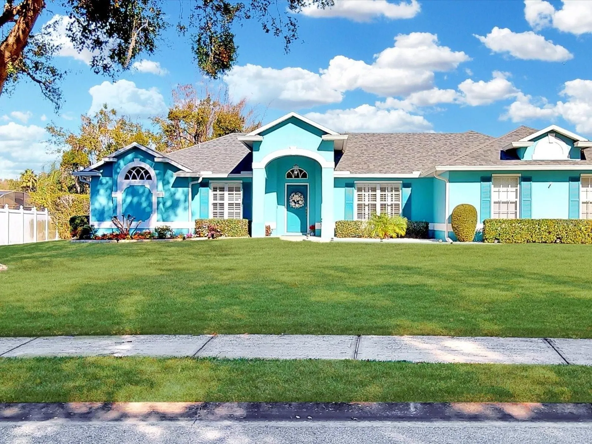 2211 Jessica Lane Kissimmee FL 34744