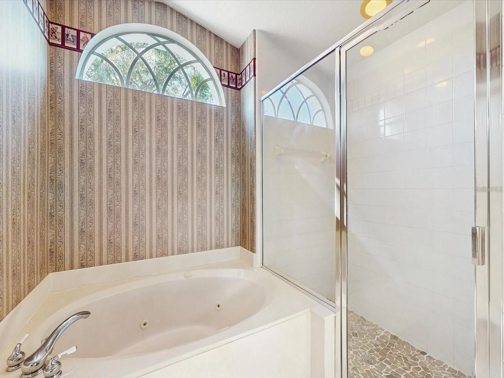 2211 Jessica Lane Kissimmee FL 34744