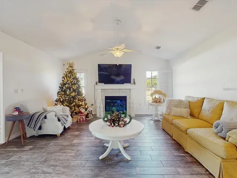 2211 Jessica Lane Kissimmee FL 34744