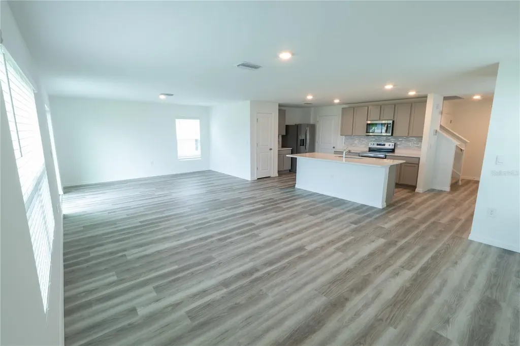 4409 Sand Dollar Way Zephyrhills FL 33541