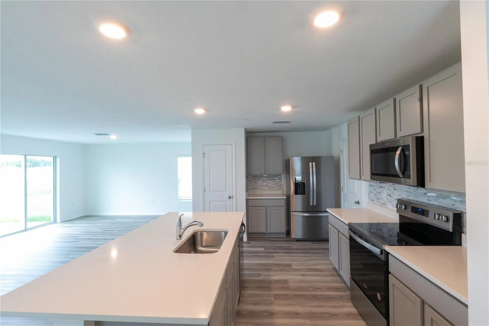 4409 Sand Dollar Way Zephyrhills FL 33541