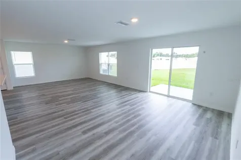 4409 Sand Dollar Way Zephyrhills FL 33541