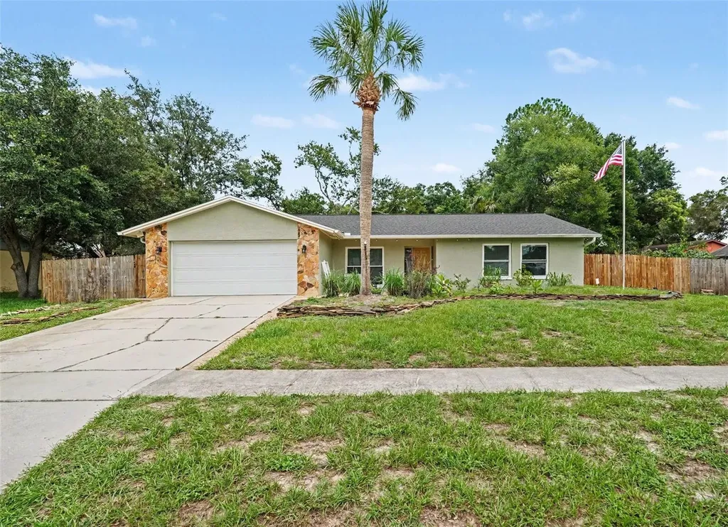 9303 Rolling Ridge Place Tampa FL 33637