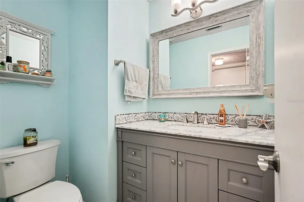 9303 Rolling Ridge Place Tampa FL 33637