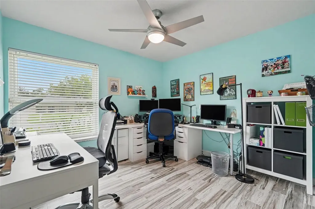 9303 Rolling Ridge Place Tampa FL 33637
