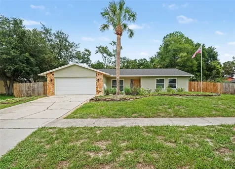 9303 Rolling Ridge Place Tampa FL 33637