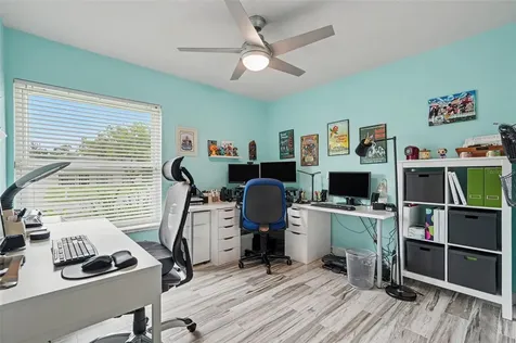 9303 Rolling Ridge Place Tampa FL 33637