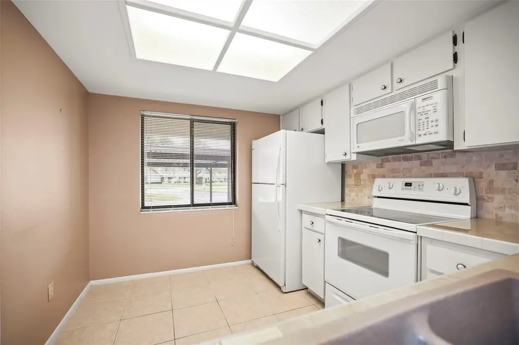 2556 Royal Pines Circle Clearwater FL 33763