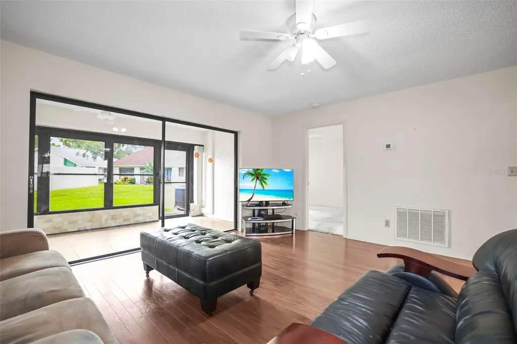 2556 Royal Pines Circle Clearwater FL 33763