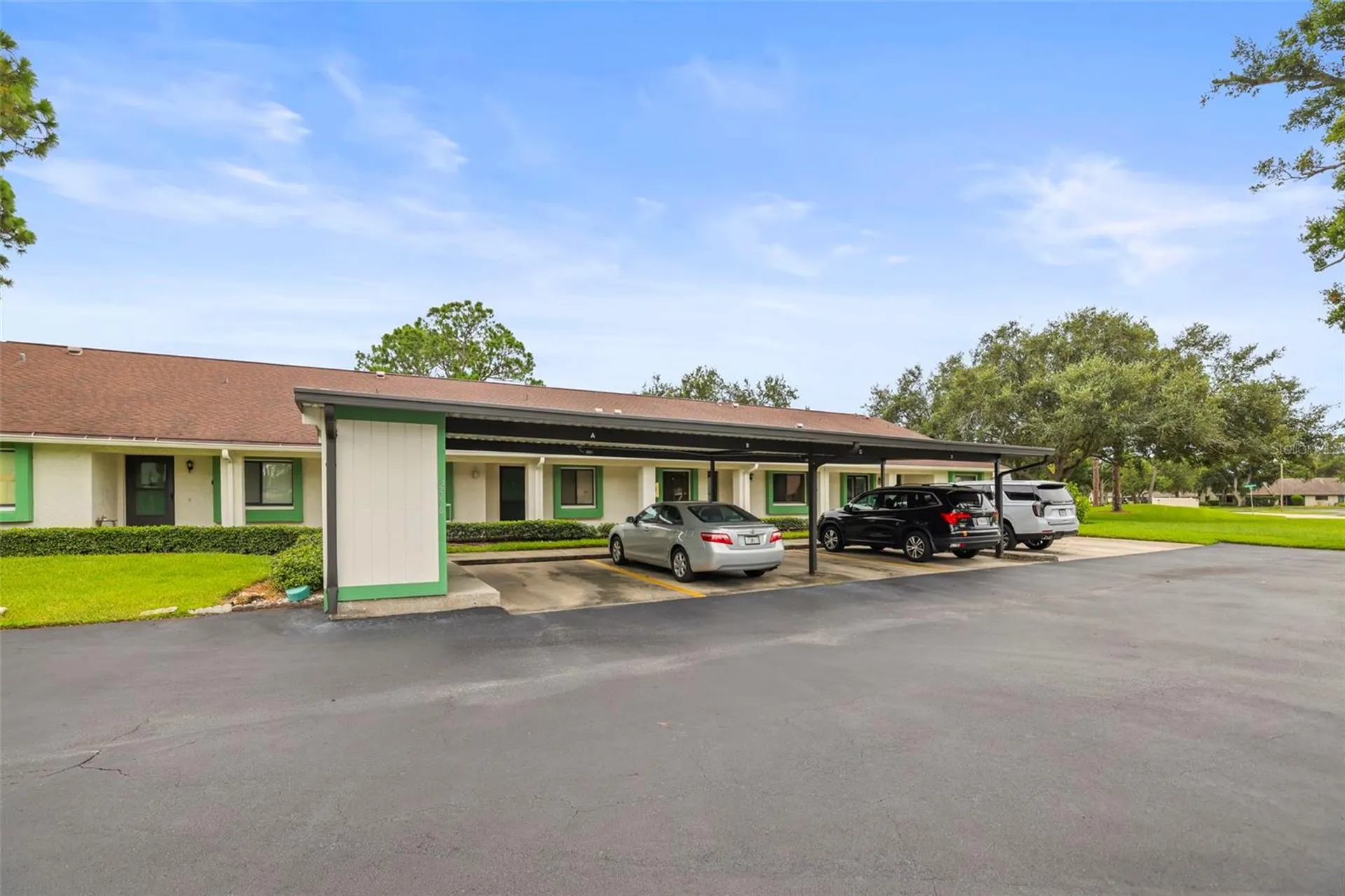 2556 Royal Pines Circle Clearwater FL 33763