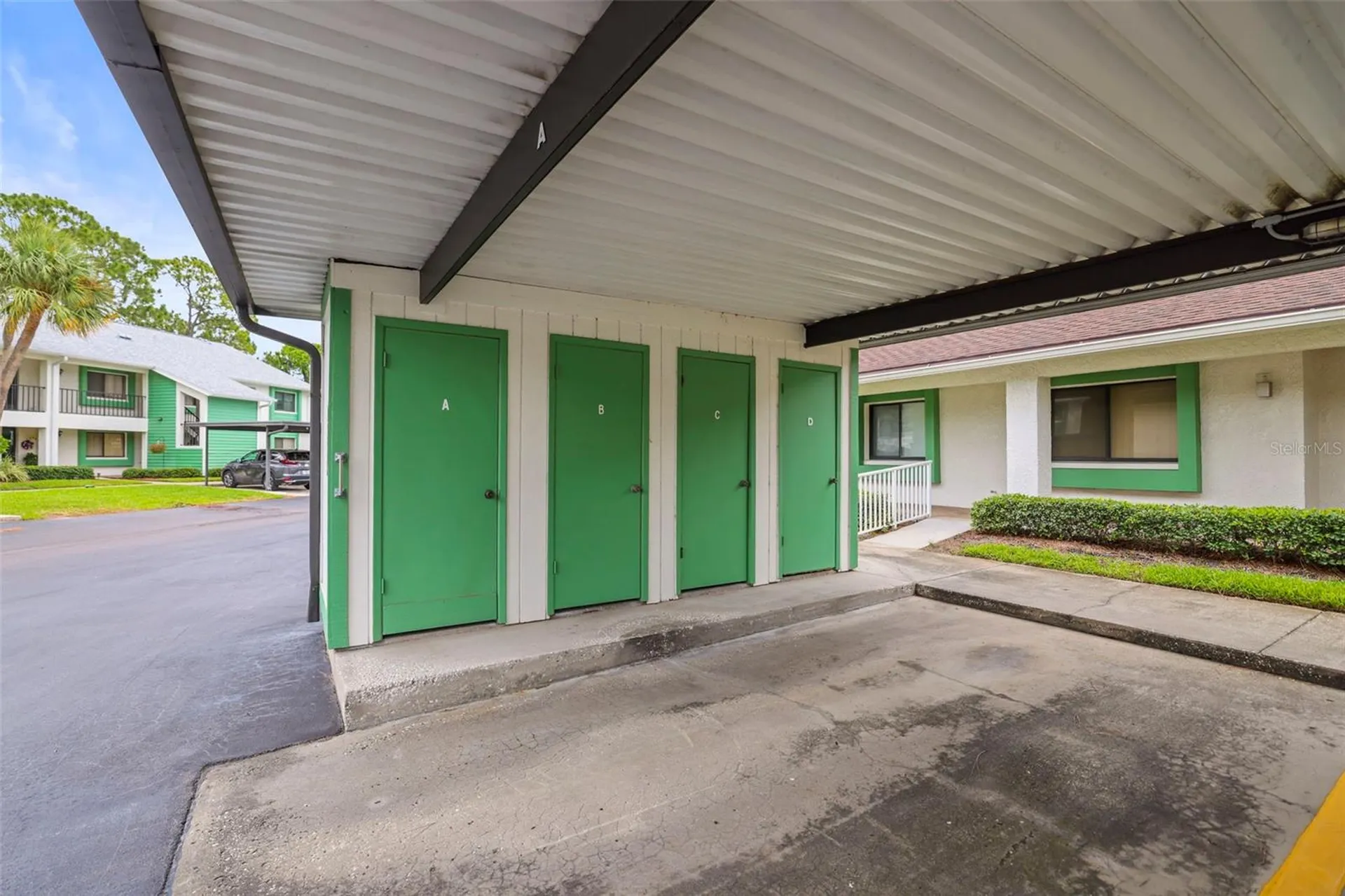 2556 Royal Pines Circle Clearwater FL 33763