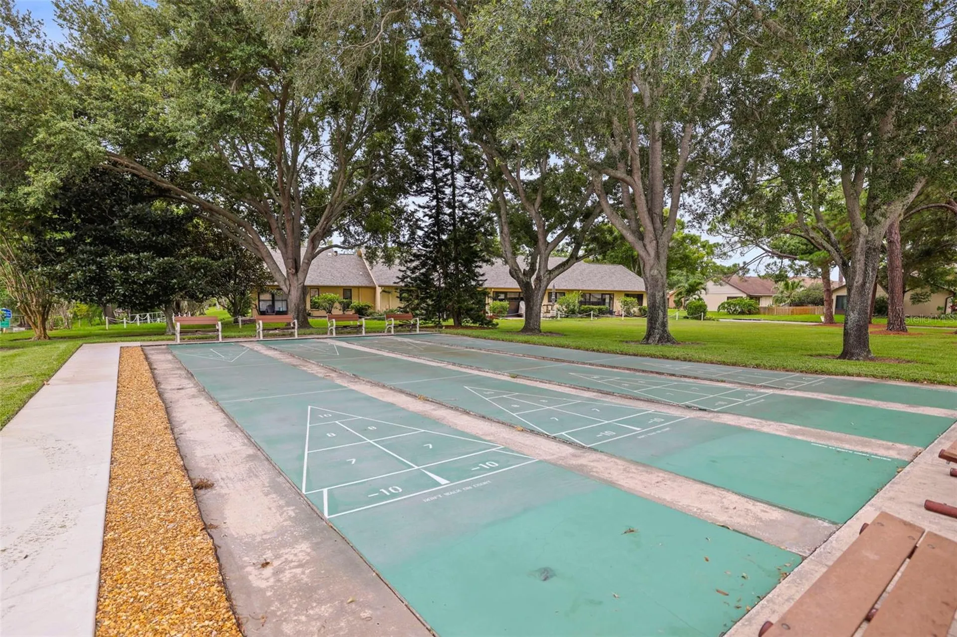 2556 Royal Pines Circle Clearwater FL 33763
