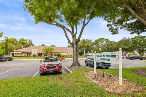 2556 Royal Pines Circle Clearwater FL 33763