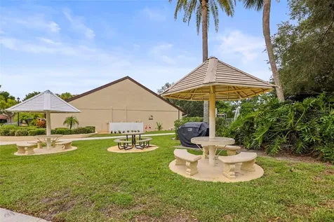 2556 Royal Pines Circle Clearwater FL 33763