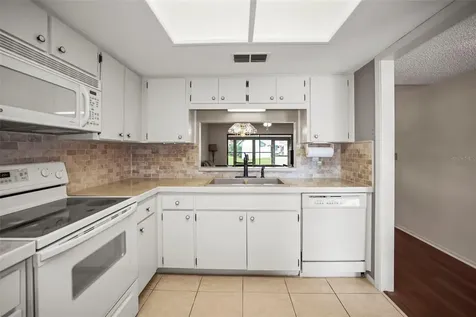 2556 Royal Pines Circle Clearwater FL 33763