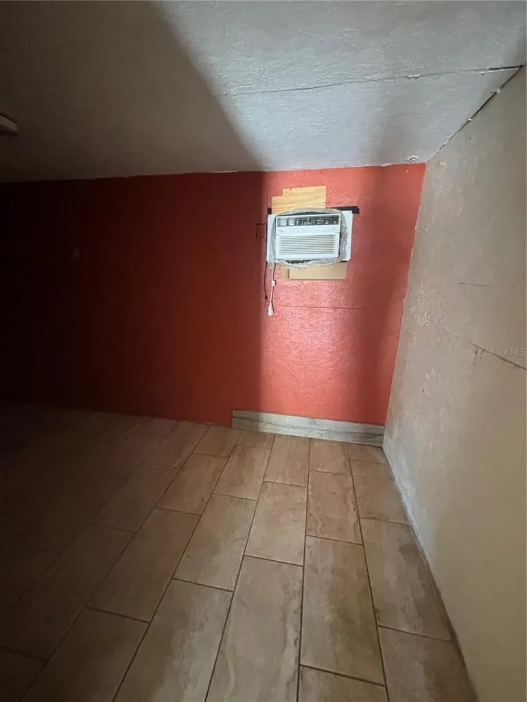 1906 Hanson Street Fort Myers FL 33901