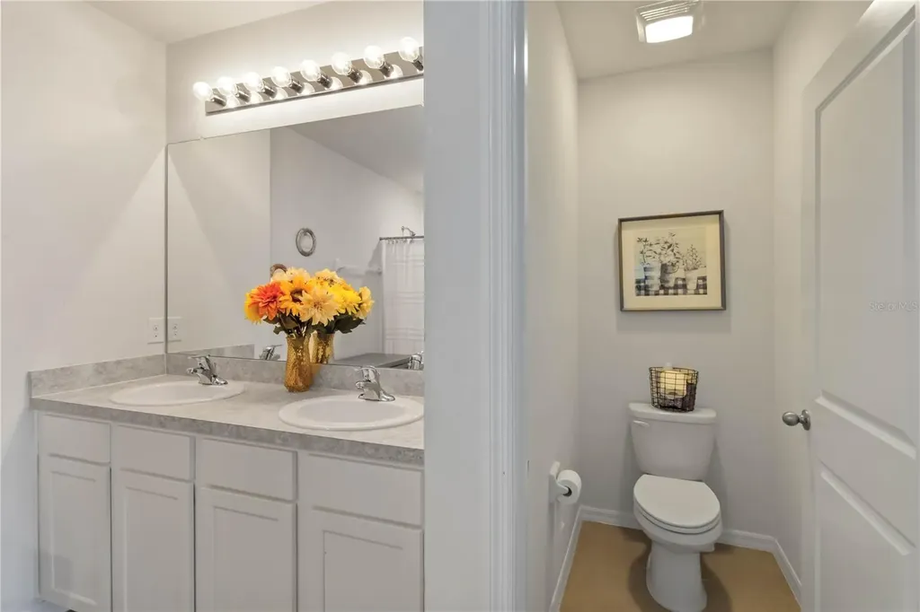 5904 Silver Sage Way Sarasota FL 34232
