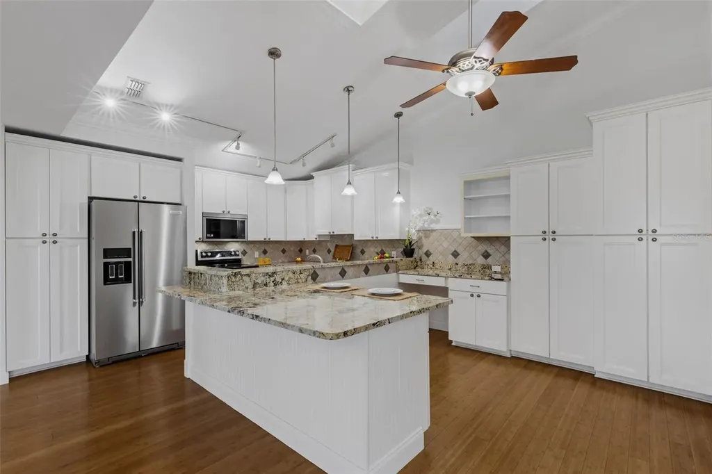 1154 Waterfall Lane Lakeland FL 33803