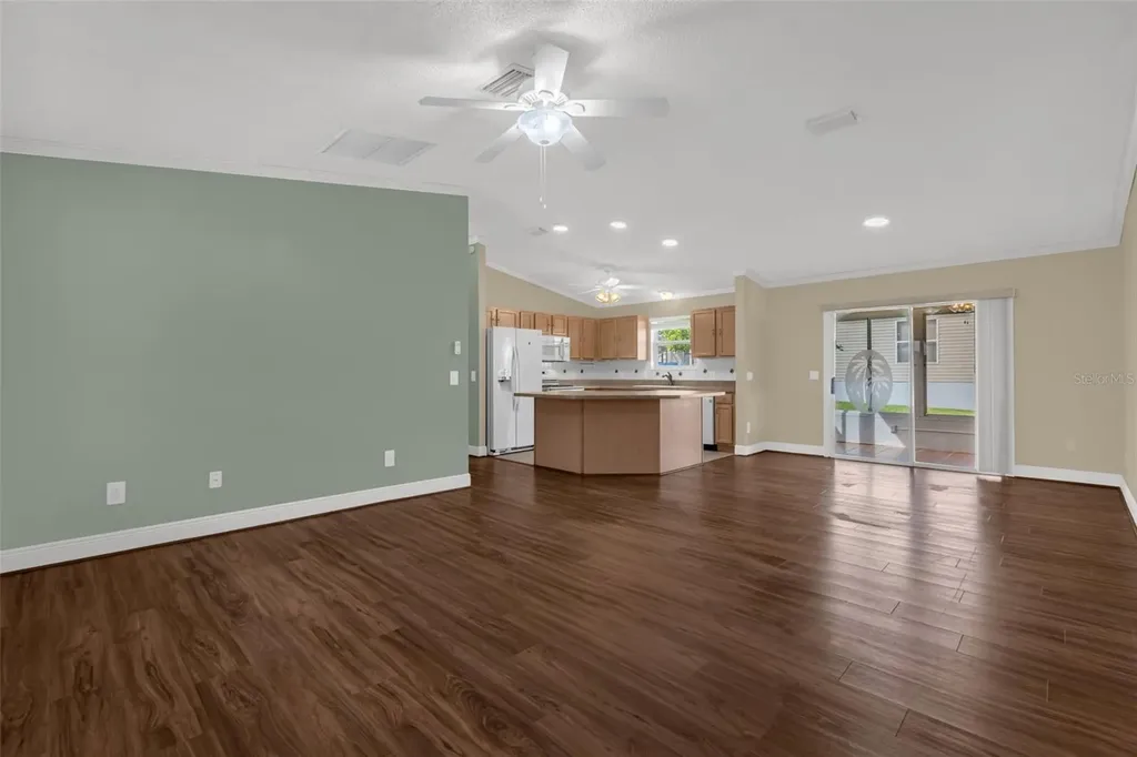17648 SE 93rd Butler Court The Villages FL 32162