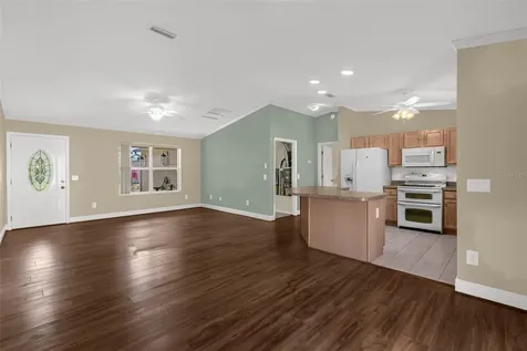 17648 SE 93rd Butler Court The Villages FL 32162