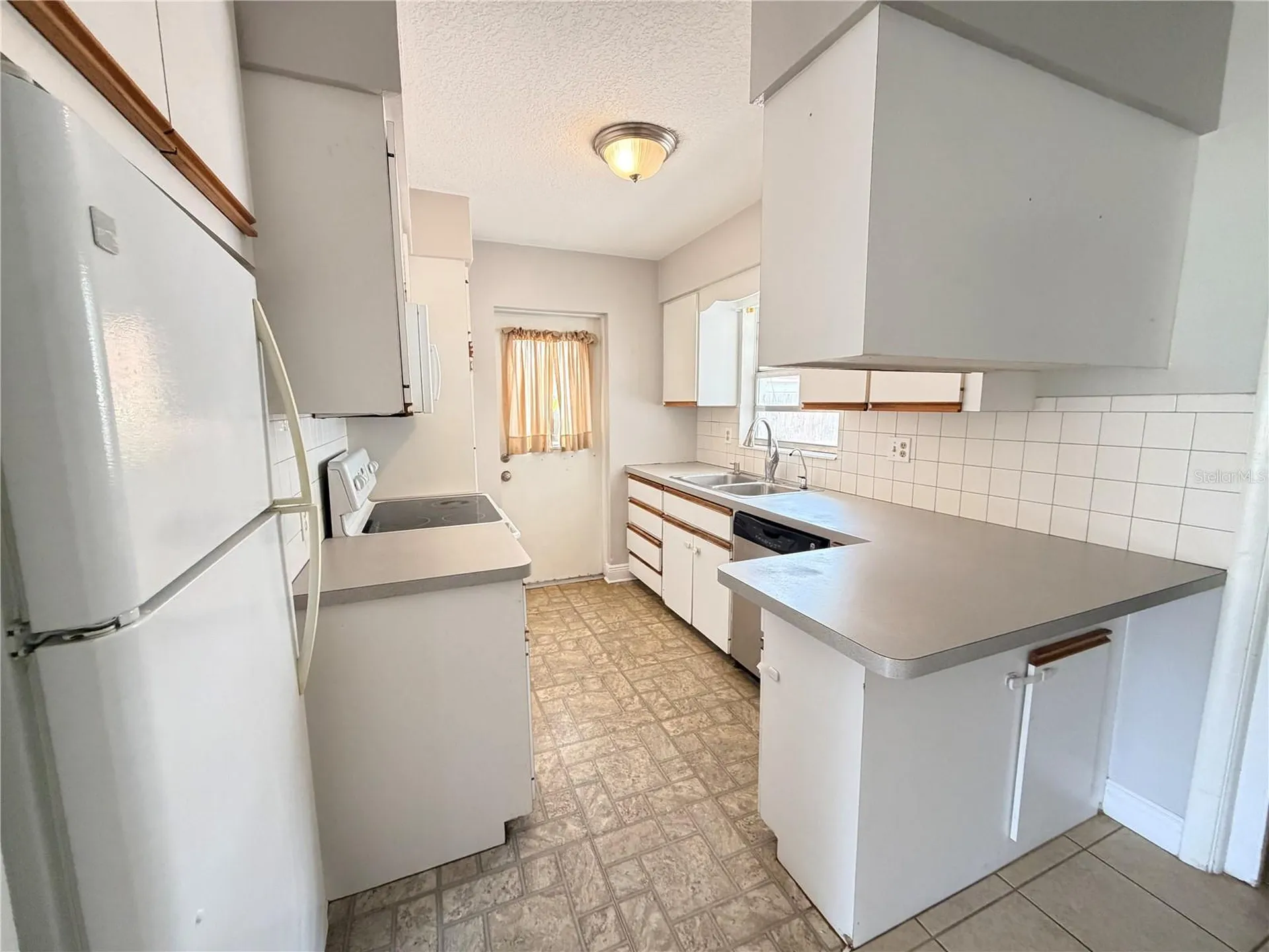 3842 Hawkeye Circle Sarasota FL 34232