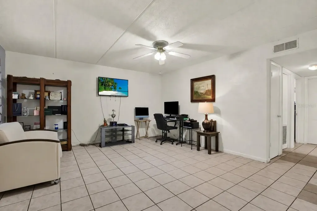 4701 Christa Court Tampa FL 33614