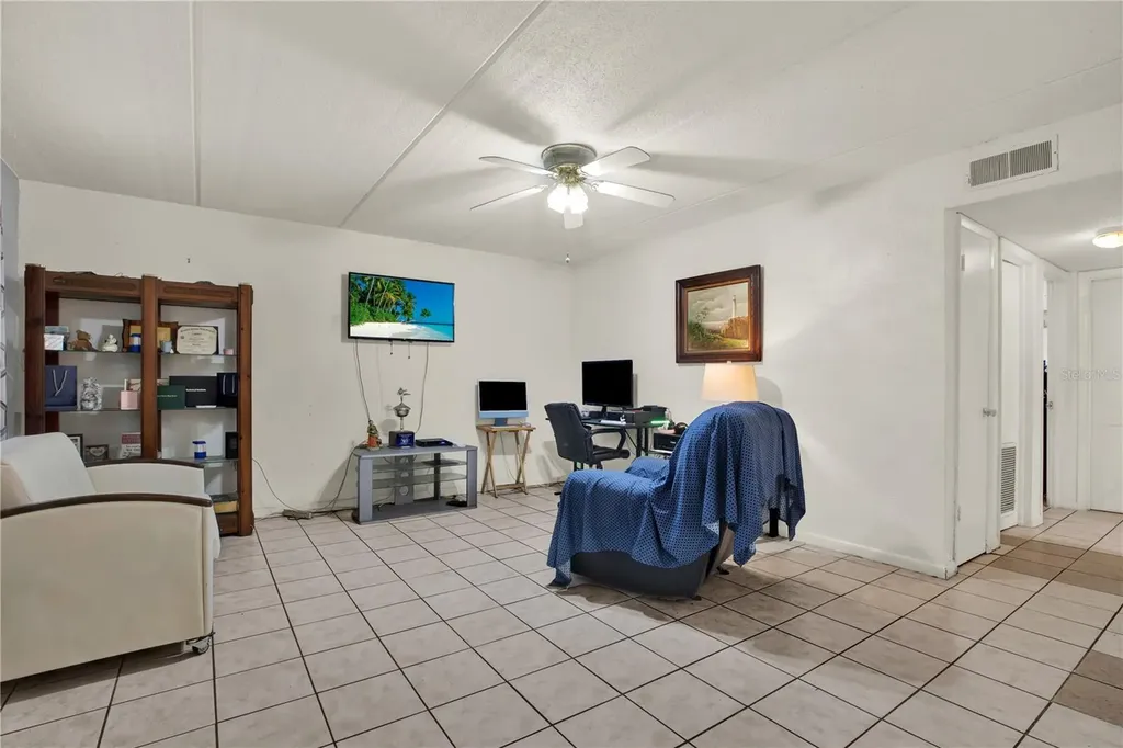 4701 Christa Court Tampa FL 33614