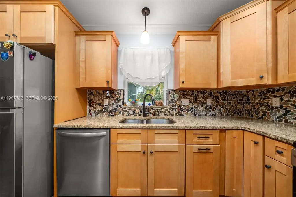 112 NE Bimini Street NE Lake Placid FL 33852