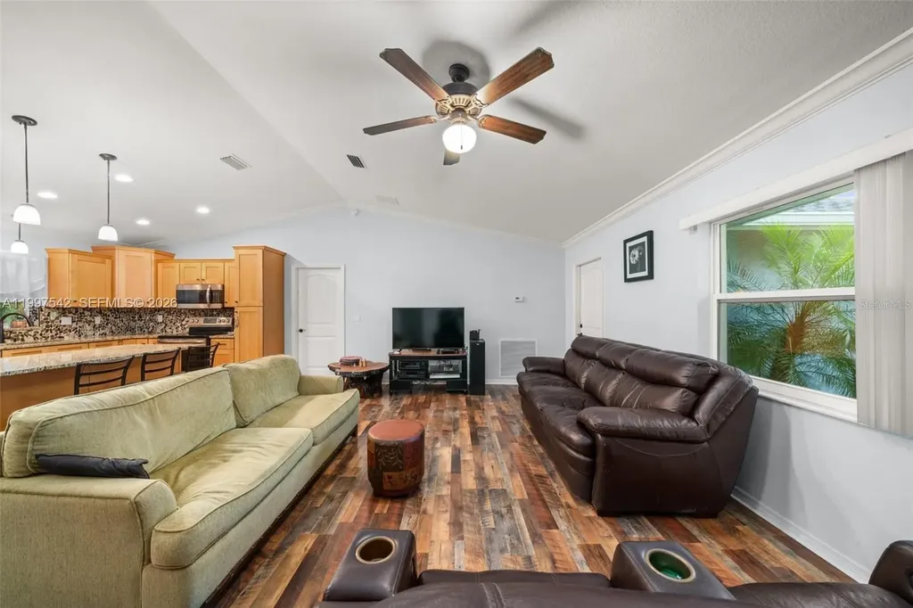 112 NE Bimini Street NE Lake Placid FL 33852