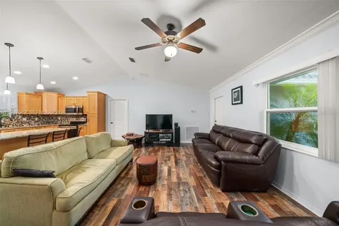 112 NE Bimini Street NE Lake Placid FL 33852