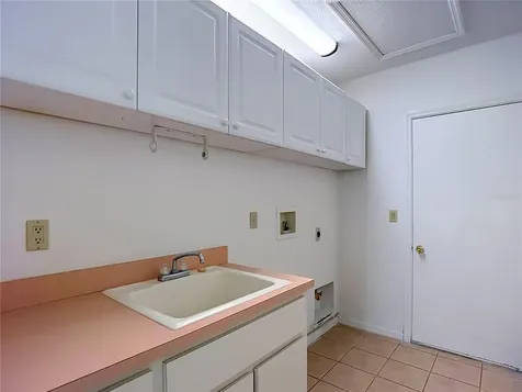 13827 Woodward Drive Hudson FL 34667