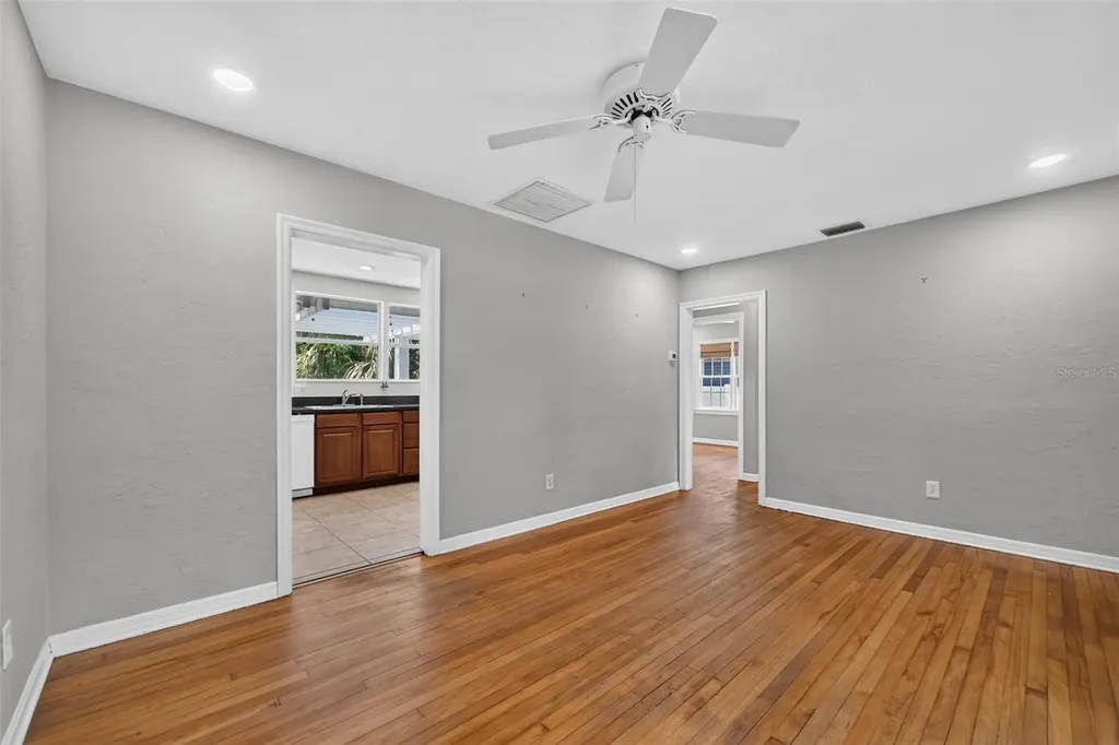 2732 Newark Way Orlando FL 32803