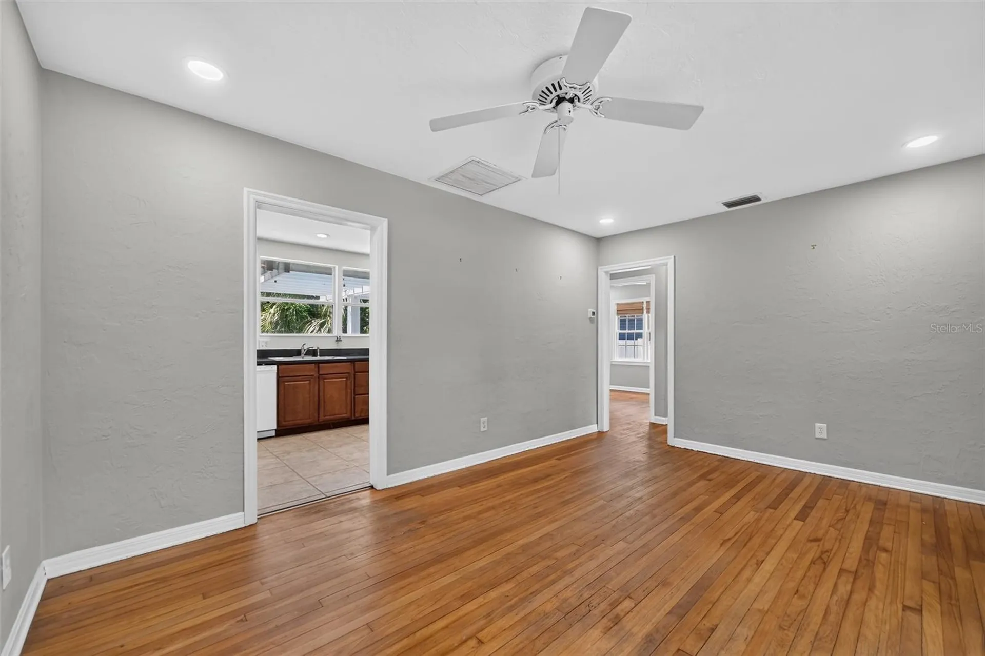 2732 Newark Way Orlando FL 32803